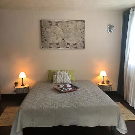 Проживание в семье Bijou Juan-les-pins